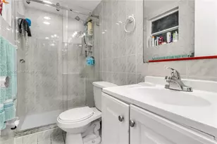 6580 W Flagler St, Miami, FL 33144 - Photo 13