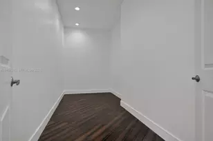 2319 NE 35th Dr, Fort Lauderdale, FL 33308 - Photo 37