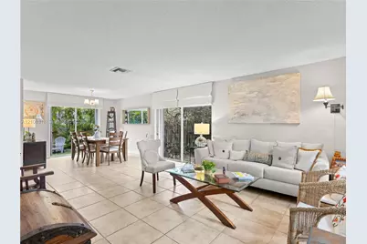 9921 NW 51st Ln, Doral, FL 33178 - Photo 5