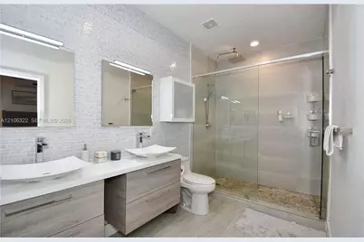 4428 NW 9th St, Plantation, FL 33317 - Photo 15