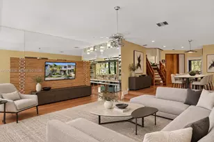 2678 NE 135th St, North Miami, FL 33181 - Photo 11