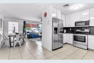 6291 Harding St, Hollywood, FL 33024 - Photo 3