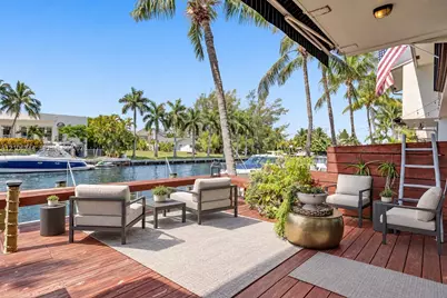 2678 NE 135th St, North Miami, FL 33181 - Photo 23
