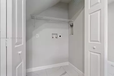 1310 NW 6th Ave, Florida City, FL 33034 - Photo 17