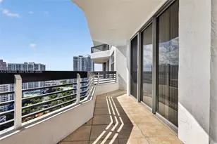19195 NE 36th Ct, Aventura, FL 33180 - Photo 31
