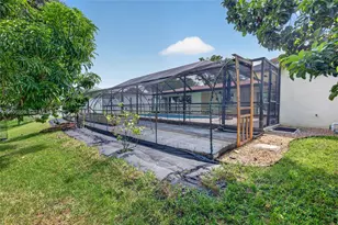 10541 Taft St, Pembroke Pines, FL 33026 - Photo 41