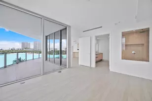 2411 Laguna Cir, Miami, FL 33181 - Photo 29
