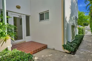 4800 Pine Tree Dr, Miami Beach, FL 33140 - Photo 23