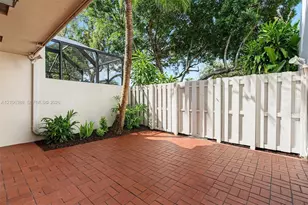 8110 SW 82nd Ct, Miami, FL 33143 - Photo 17