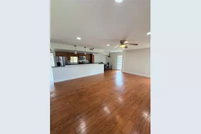 7010 NW 63rd Ct, Tamarac, FL 33321 - Photo 9