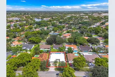 6951 S Miami Lakeway S #0, Miami Lakes, FL 33014 - Photo 35