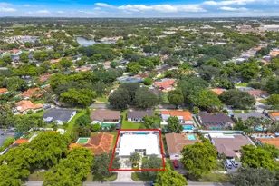 6951 S Miami Lakeway S, Miami Lakes, FL 33014 - Photo 35