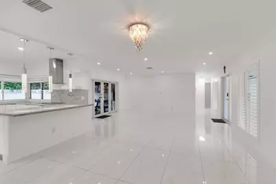 6951 S Miami Lakeway S #0, Miami Lakes, FL 33014 - Photo 9