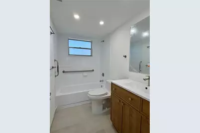 7440 Harding Ave #303, Miami Beach, FL 33141 - Photo 17