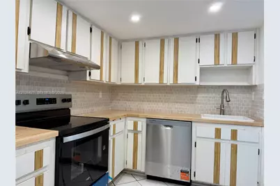 7440 Harding Ave #303, Miami Beach, FL 33141 - Photo 21