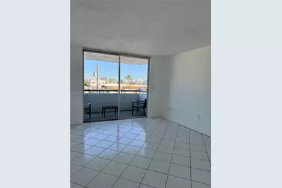 7440 Harding Ave #303, Miami Beach, FL 33141 - Photo 11