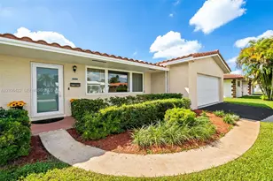 5212 Roosevelt St, Hollywood, FL 33021 - Photo 3