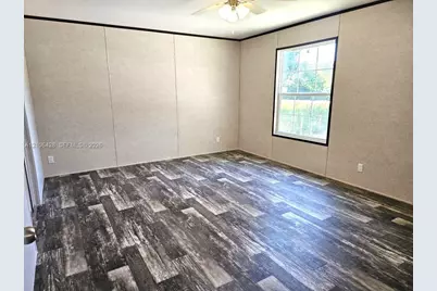 881 Woodland Blvd, Clewiston, FL 33440 - Photo 11