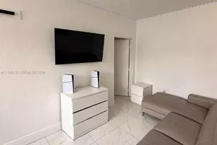 903 80th St, Miami Beach, FL 33141 - Photo 11