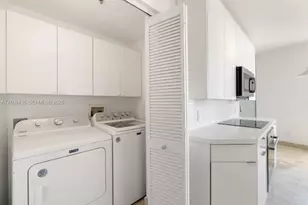 808 Brickell Key Dr, Miami, FL 33131 - Photo 5