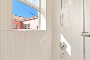758 Meridian Ave, Miami Beach, FL 33139 - Photo 11