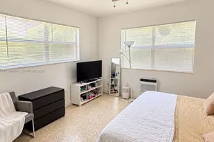 735 83rd St, Miami Beach, FL 33141 - Photo 11