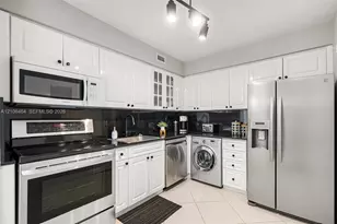 6770 Indian Creek Dr, Miami Beach, FL 33141 - Photo 9