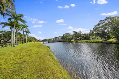 7900 Camino Cr #401, Miami, FL 33143 - Photo 27
