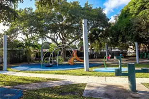 834 NW 115th St, Miami, FL 33168 - Photo 29