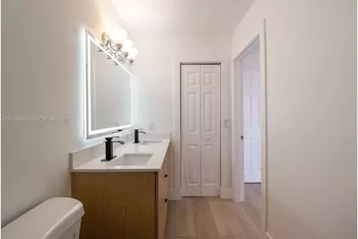 834 NW 115th St, Miami, FL 33168 - Photo 7