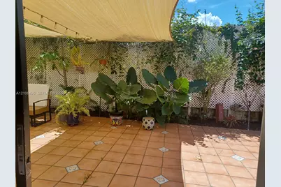 12612 SW Xx #B, Miami, FL 33184 - Photo 11