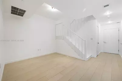 1100 Biscayne Blvd #4306, Miami, FL 33132 - Photo 7