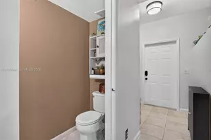 9939 NW 56th Pl, Coral Springs, FL 33076 - Photo 17
