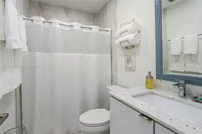 1030 SW 10th Ave, Miami, FL 33130 - Photo 17