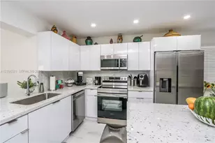 1030 SW 10th Ave, Miami, FL 33130 - Photo 11