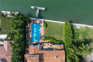 4760 N Bay Rd, Miami Beach, FL 33140 - Photo 3