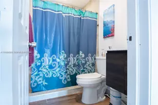 2800 NW 94th St, Miami, FL 33147 - Photo 25