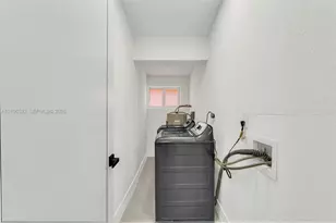 1359 NW 75th Terrace, Miami, FL 33147 - Photo 27