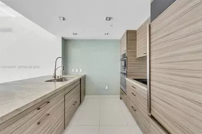 465 Brickell Ave #5203, Miami, FL 33131 - Photo 3