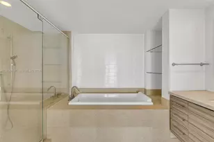 465 Brickell Ave, Miami, FL 33131 - Photo 25