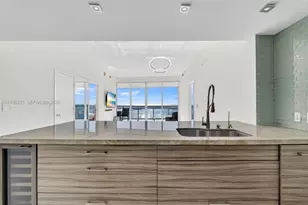 465 Brickell Ave, Miami, FL 33131 - Photo 11