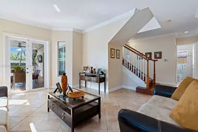 13118 SW 32nd St, Miramar, FL 33027 - Photo 9