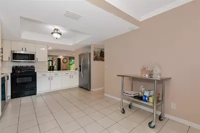 269 Deer Creek Wildwood Cir, Deerfield Beach, FL 33442 - Photo 11
