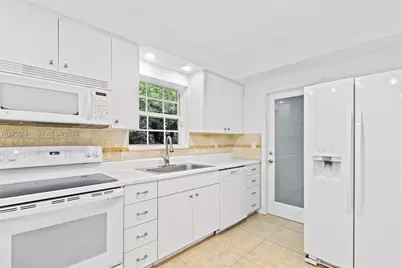 1422 Milan Ave, Coral Gables, FL 33134 - Photo 15