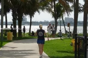 1900 N Bayshore Dr, Miami, FL 33132 - Photo 13
