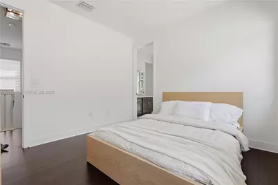 9805 W 34th Ct #1, Hialeah, FL 33018 - Photo 13