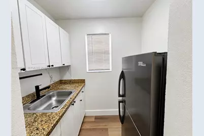 500 13th St #1, Miami Beach, FL 33139 - Photo 1