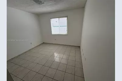 2754 SW 13th St #1st Fl, Miami, FL 33145 - Photo 9