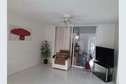 8345 Sunrise Lakes Blvd #204, Sunrise, FL 33322 - Photo 7