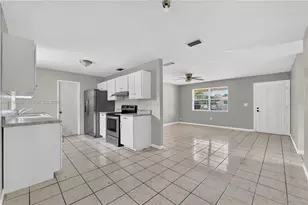 15380 NE 14th Ave, North Miami Beach, FL 33162 - Photo 11